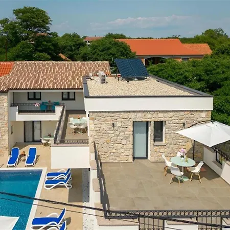 Vikendica My Dalmatia - Sokol With Private Pool *