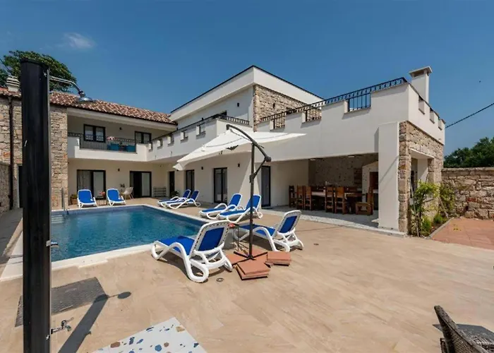 펜션 My Dalmatia - Sokol With Private Pool